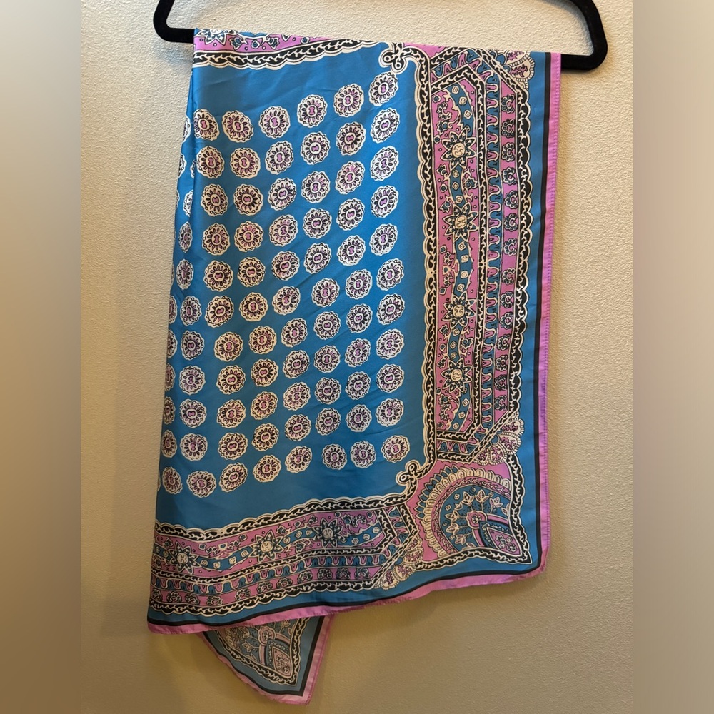 Urban Outfitters Patterned Silky Square Scarf